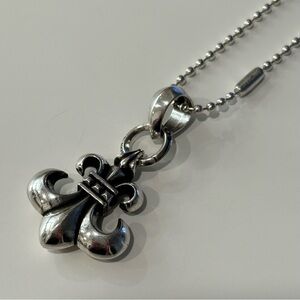 CHROME HEARTS LARGE FLEUR DE LIS W/BAIL PENDANT & 24 INCH BALL CHAIN